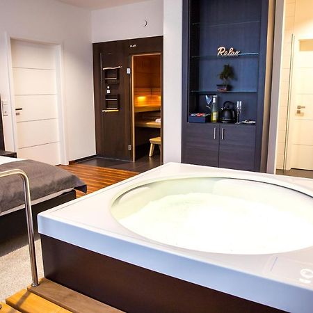 Plus Punkt Private Spa Weingarten  Buitenkant foto