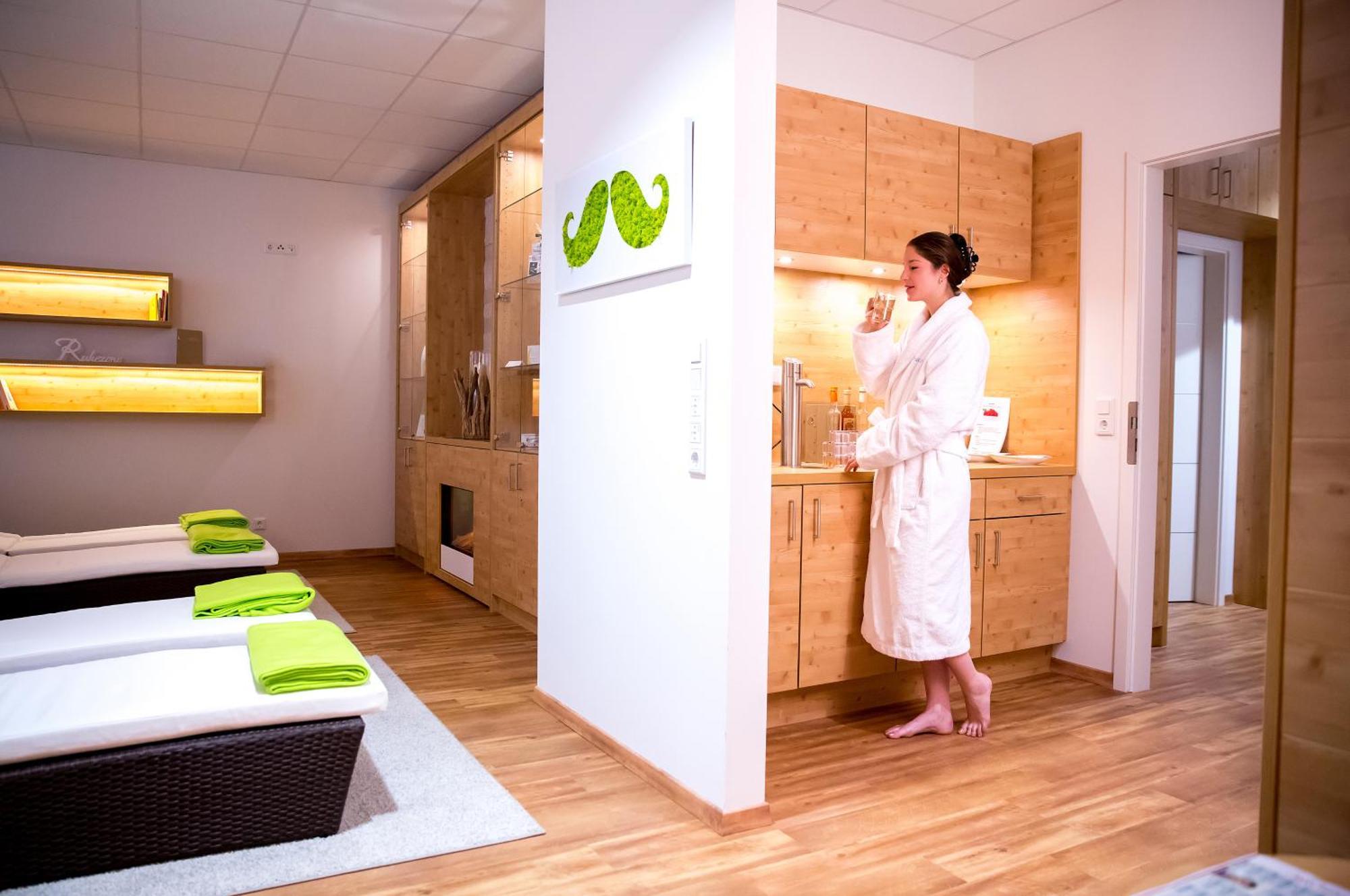 Plus Punkt Private Spa Weingarten  Buitenkant foto